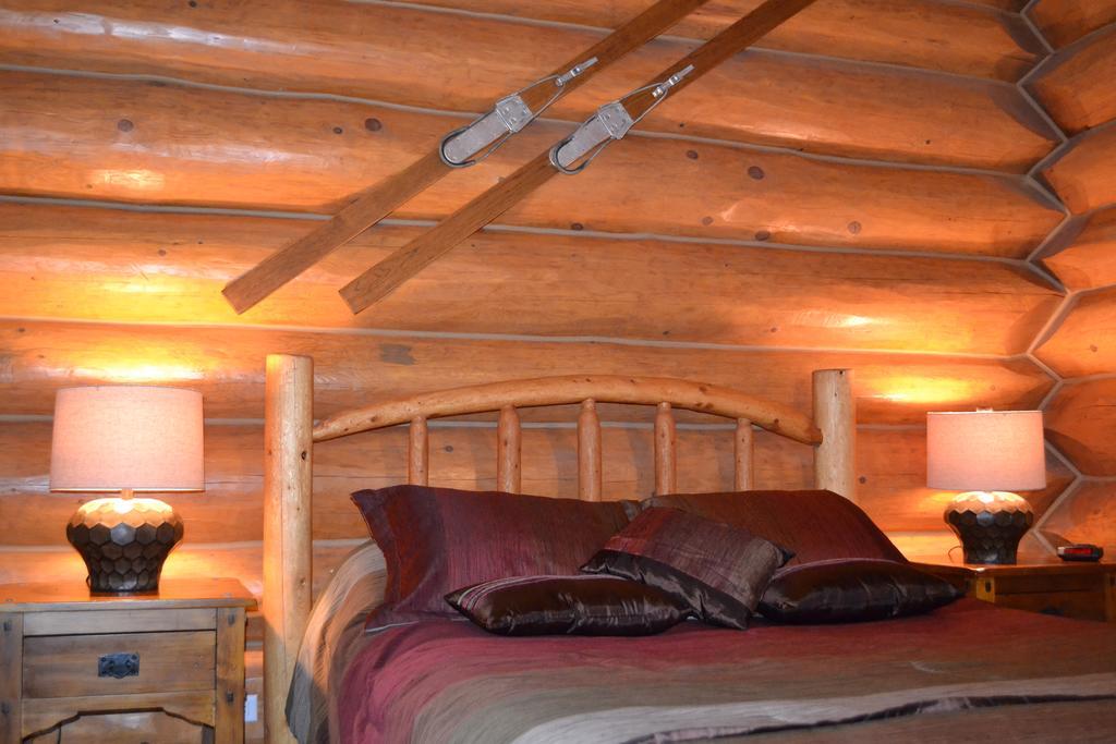 Villa Yoho Chalets Golden Exterior foto